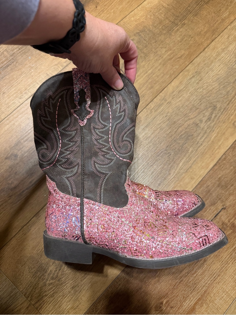 Girls youth size 2 Roper cowgirl boots pink glitter and brown.